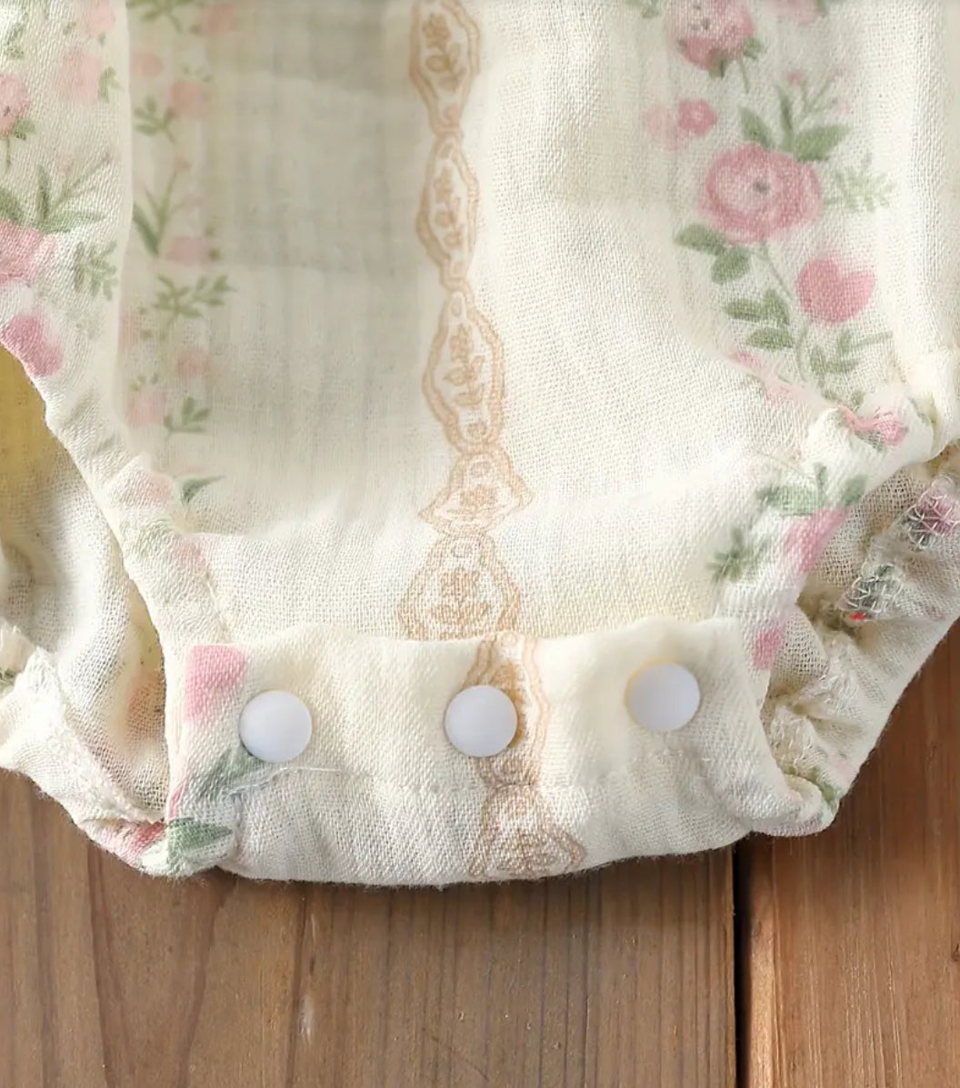 Barboteuse/Chemisier à manches longues fleuries